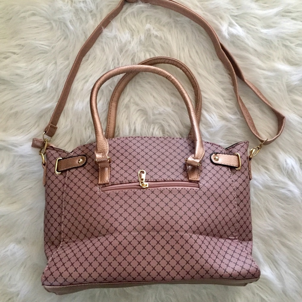 ๐ธ NWT ๐ธ JUST ARRIVED ๐ธ STUNNING ROSE PURSE - Picture 3 of 6